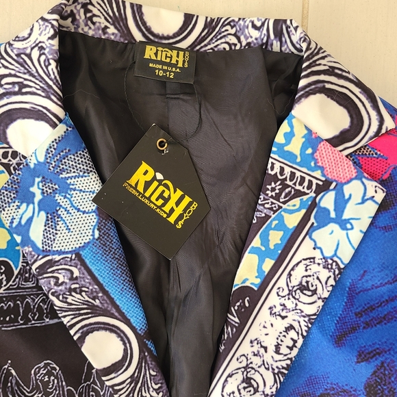 Rich Boys Luxury Satin Jacket Size 10/12. Formal or Holiday Jacket. - Picture 2 of 7